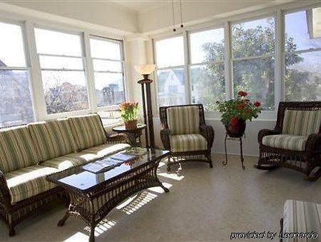 Robinwood Bed And Breakfast Литъл Рок Интериор снимка